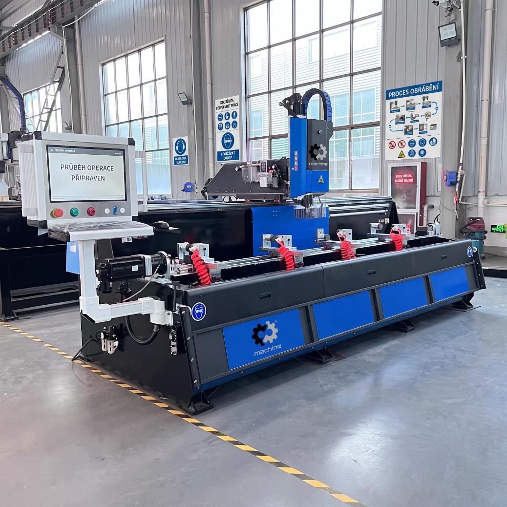 CNC centrum na hliník a PVC 6000 mm – doplnit foto